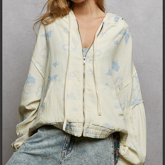 POL Cream and Blue Butterfly Hooded Jacket - Picture 7 of 8